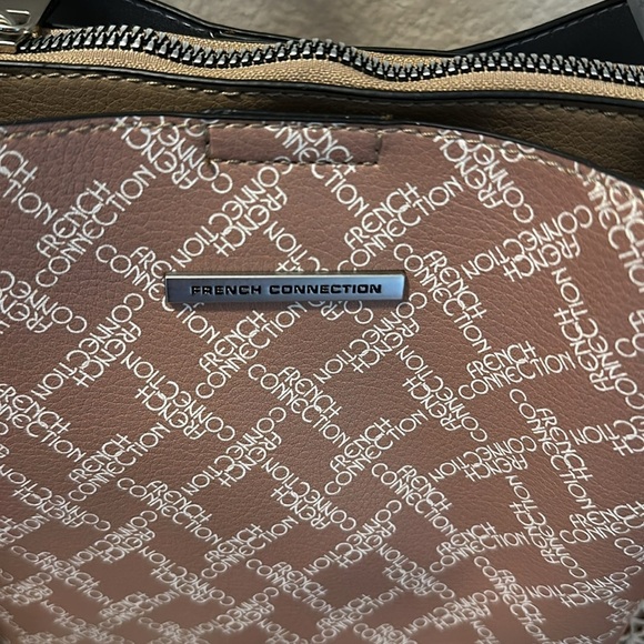 NWT French Connection Bucket Shoulder bag. Price firm - Picture 4 of 12